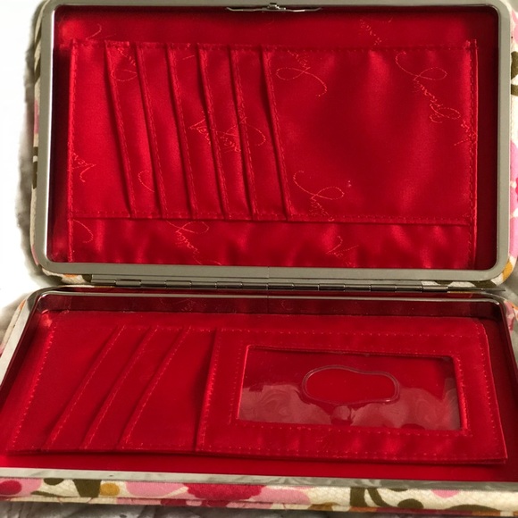 Vera Bradley Handbags - Vera Bradley 9 card and ID Slot Wallet